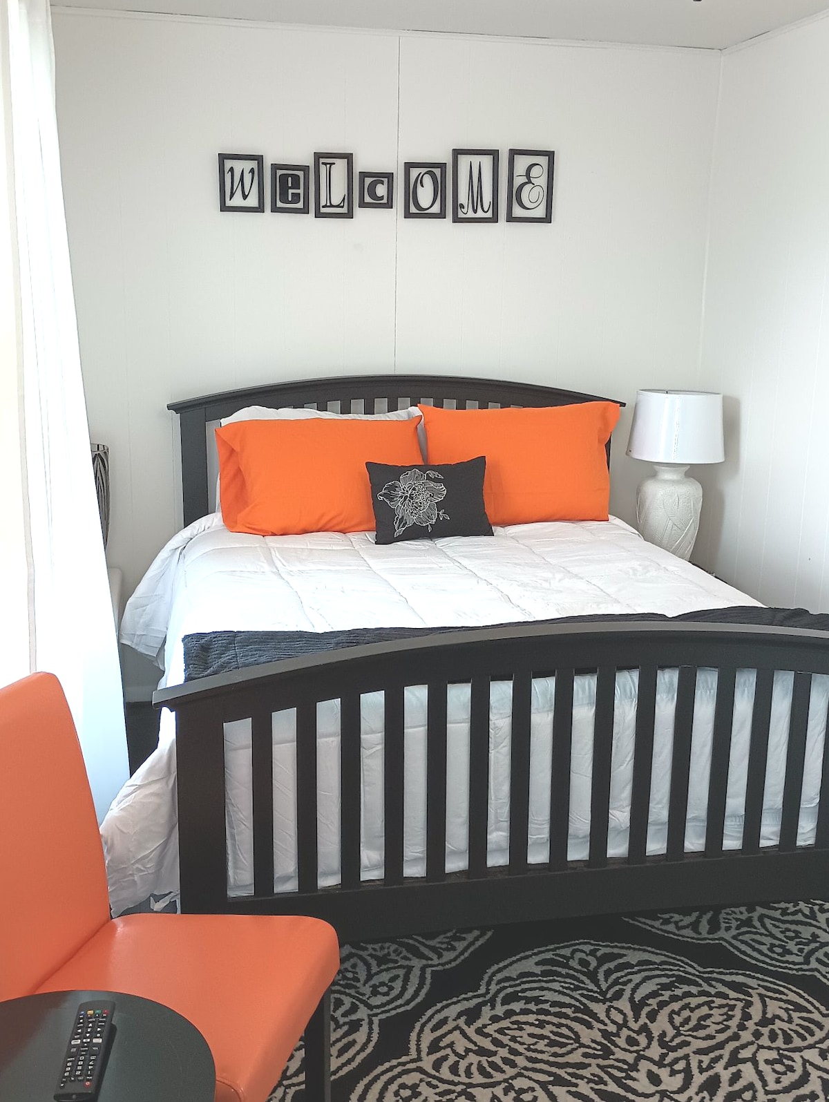 เตียงควีนไซส์น่ารักนอนได้ 2 คน