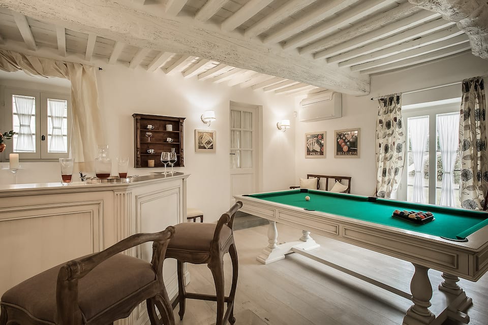 A restored Chianti villa between Florence and Siena, Barberino Tavarnelle, Tuscany, Italy, photo 3 of 10