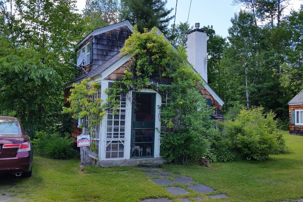 Front View of Screened In Porch