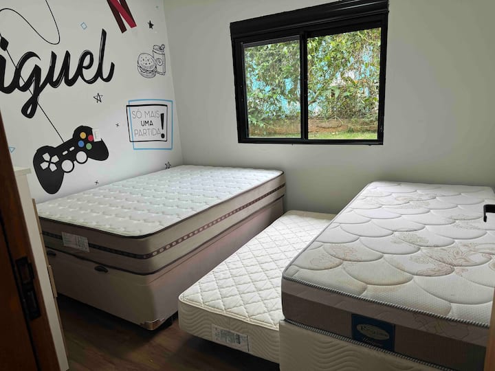 غرفة النوم 2