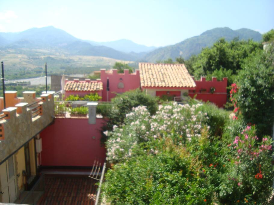 Castello Rosso mit tollem Panorama