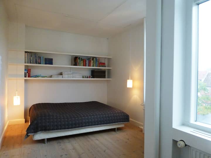 1号卧室配有双人床 