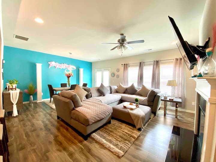 *ATL LUX Townhome🏡 Near Airport & City 🍑 Townhouses for Rent in