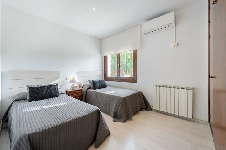 غرفة النوم 2