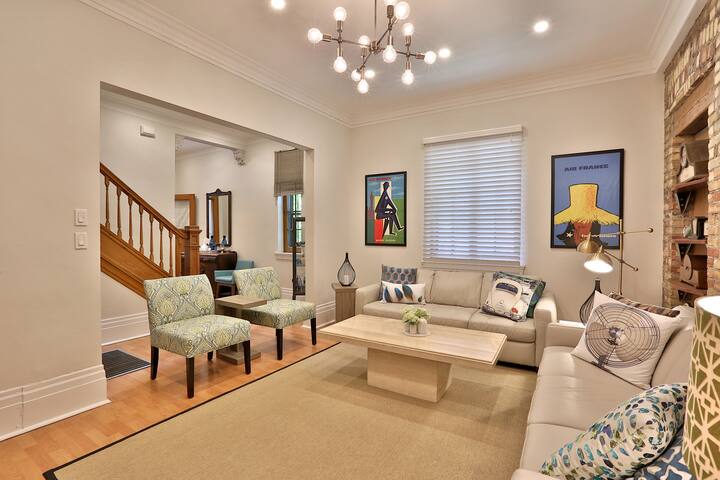 Downtown Toronto Heritage Home gallery image 4