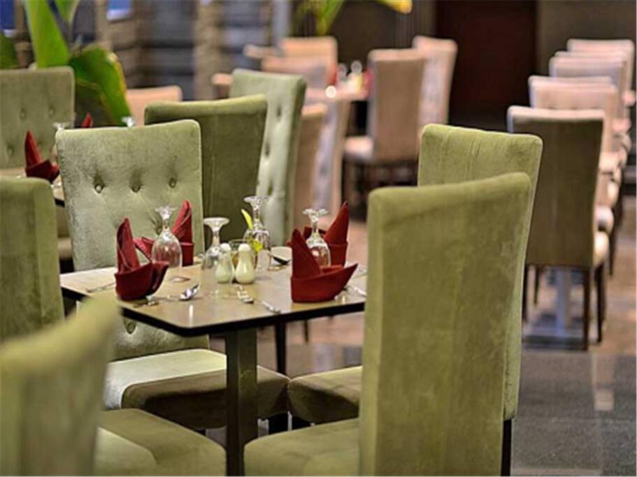 restaurant