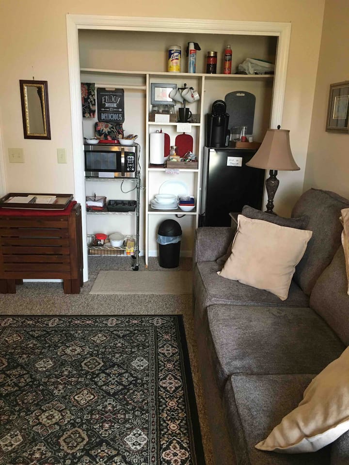 Harmony House ... Our Two Bedroom Apartment Suite; - Kentucky Lake
