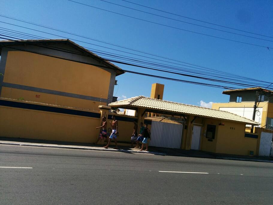 Em via principal, próximo a tudo. O apartamento é silencioso e aconchegante.
