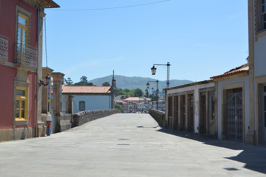 Igreja se Santo António e museu do brinquedo