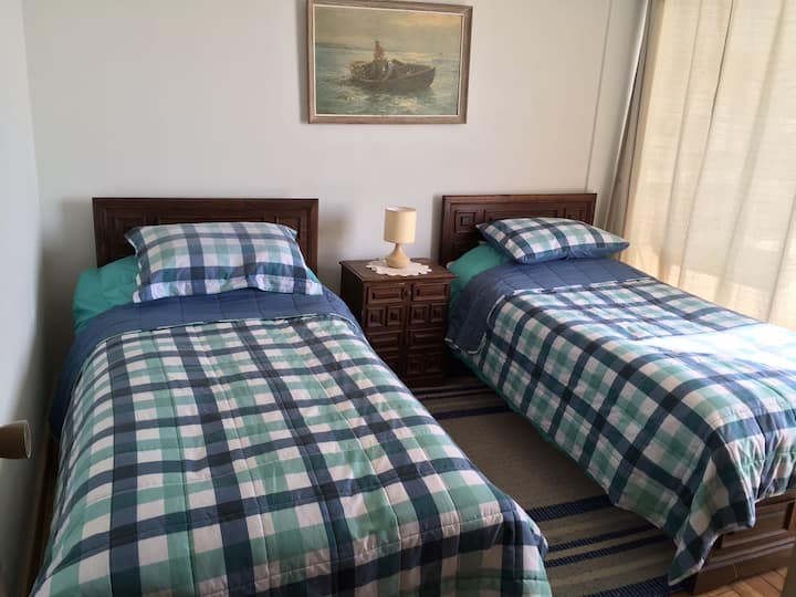 带露台出口的第二间客房 