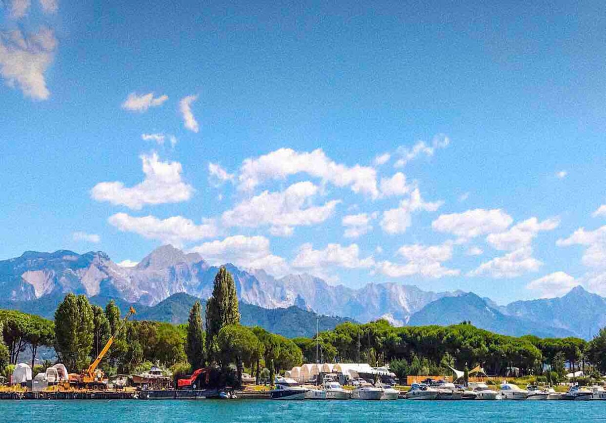 Top Airbnb: Romantic vacation home in Ameglia