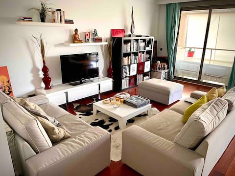 beautiful, ample and bright apartment