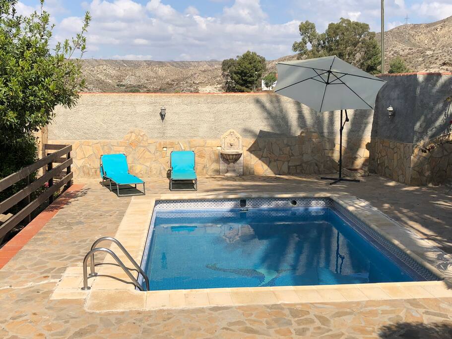 Swimming pool