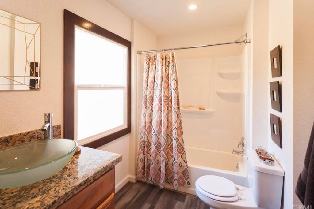Full size bathroom