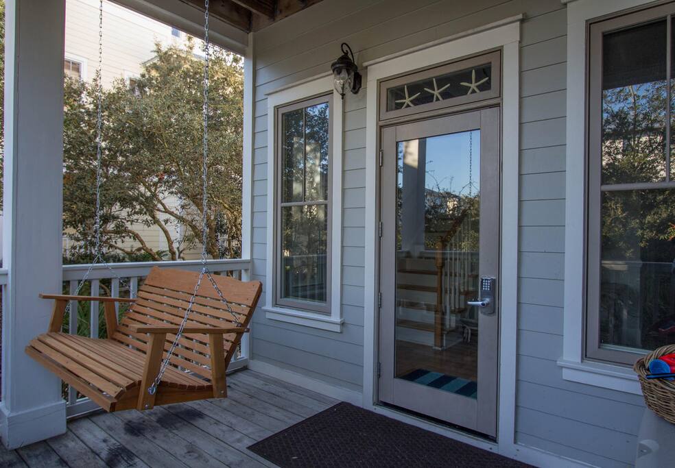 Deck, Porch, Furniture, Bench, Door