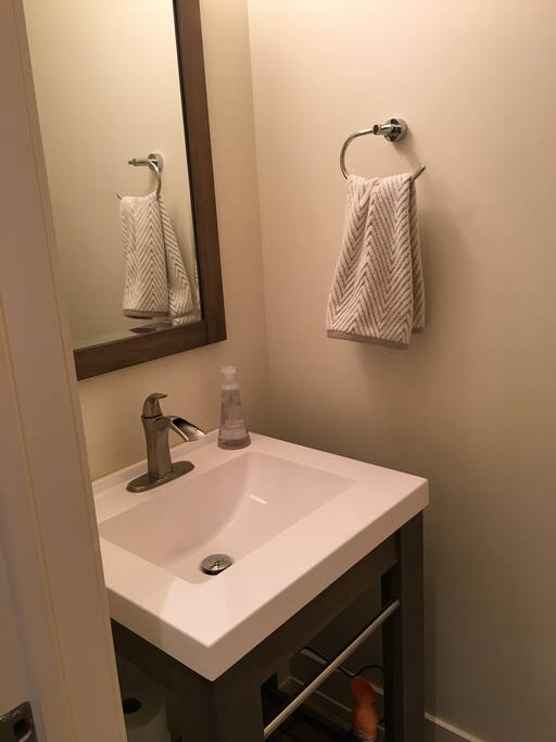 1/2 bath
