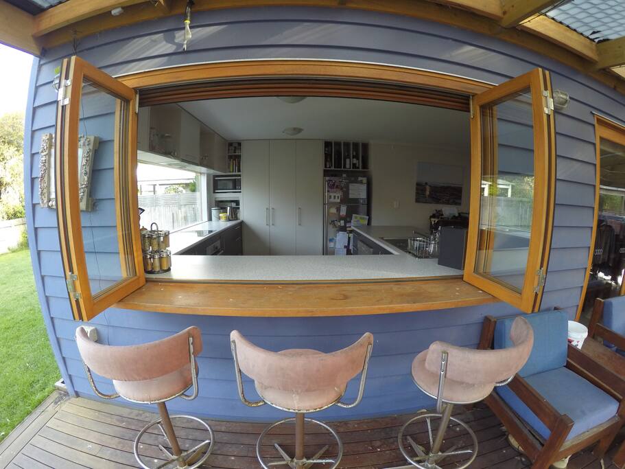 Servery window