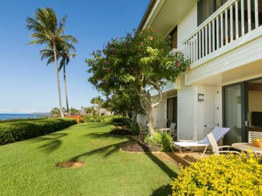 Beautiful End Unit in Poipu