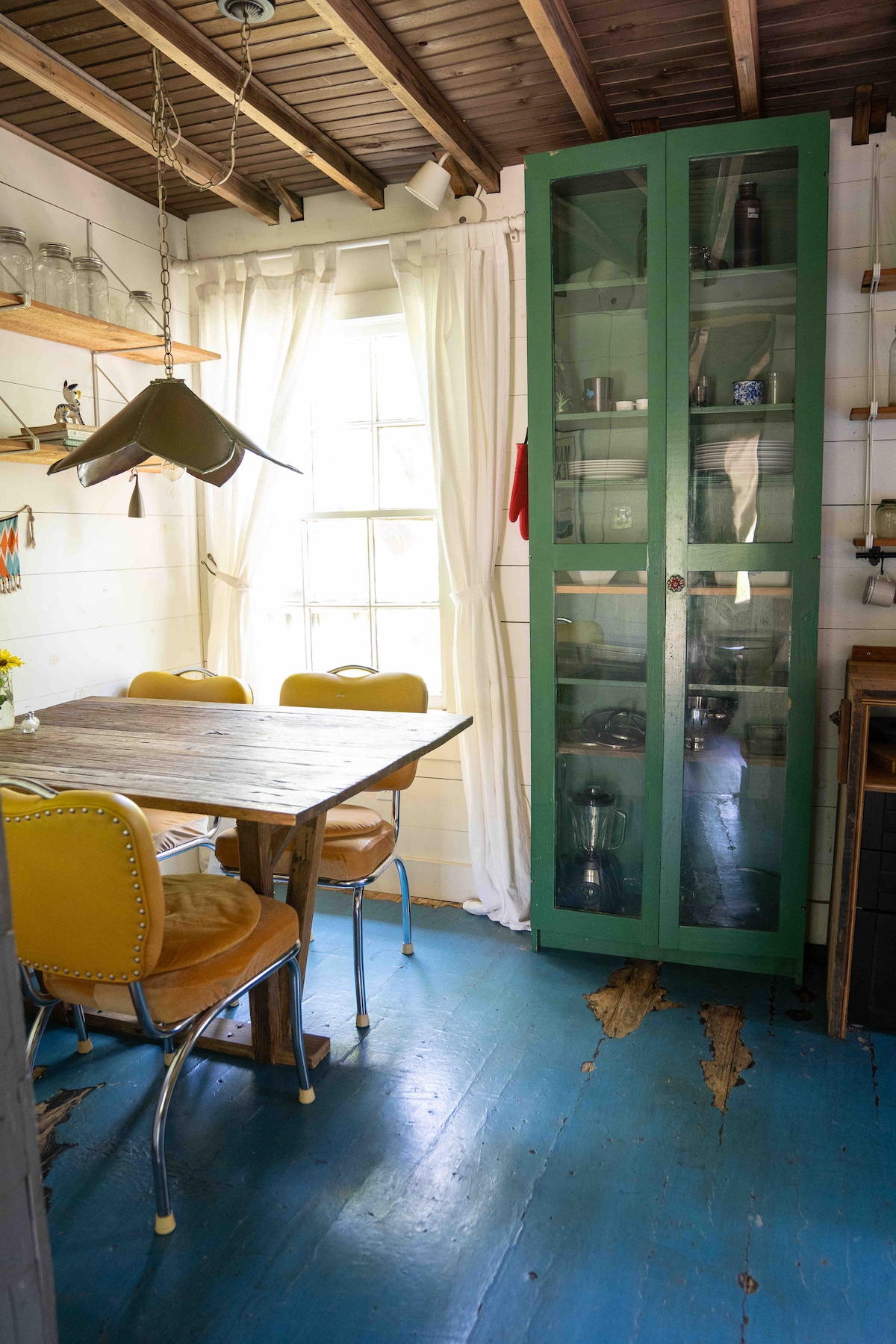 Cozy Austin Cottage | Walk to Shops & Coffee
