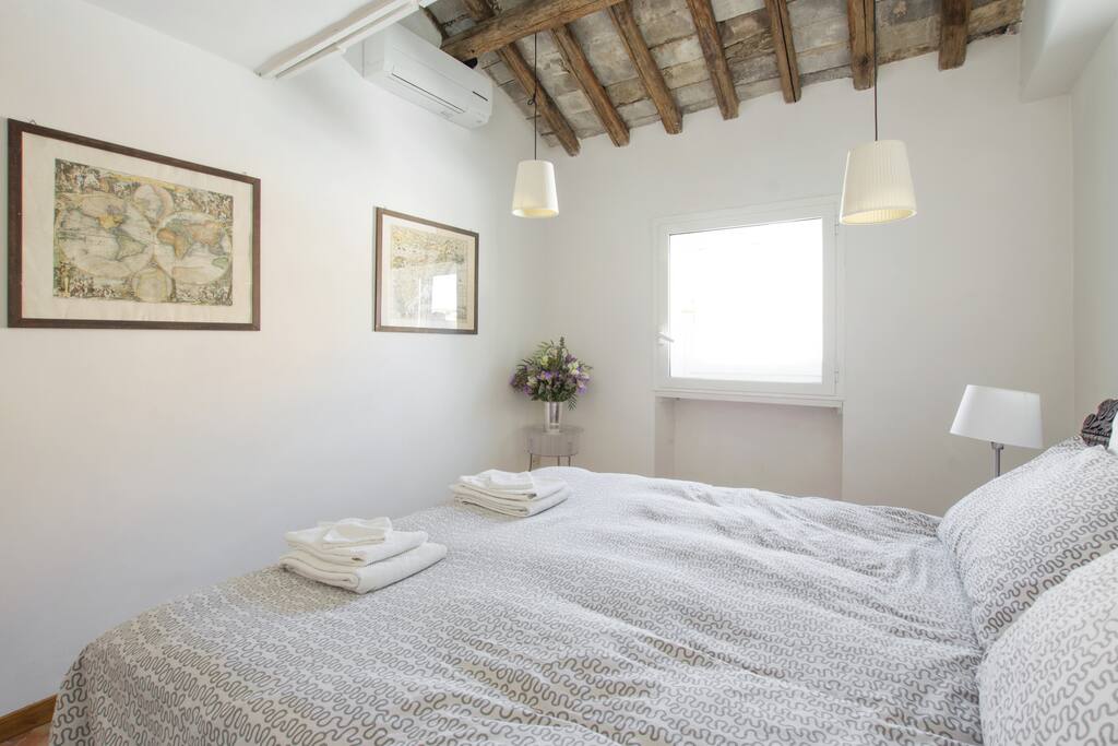 #3 bedroom facing on Campo dei Fiori