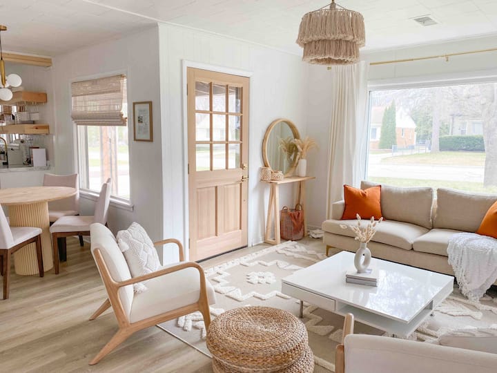 De Pere Vacation Rentals & Homes Wisconsin, United States Airbnb