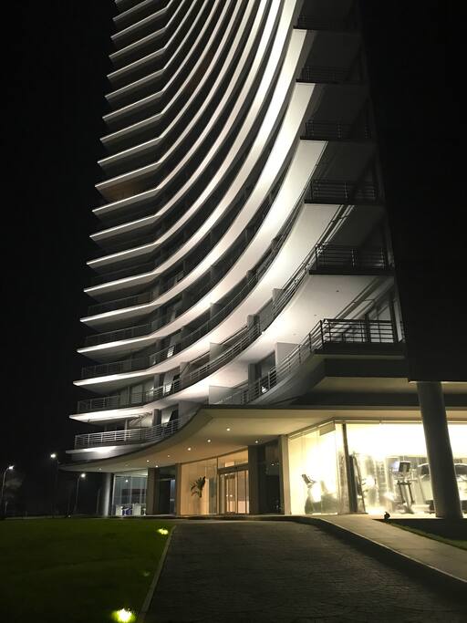 Torre Alexander Boulevard