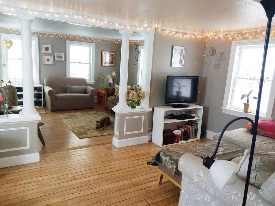 If you need more than one bed, the loveseat in the sitting room pulls out into a small sofa bed & the L-shaped sofa in the living room is super comfy.