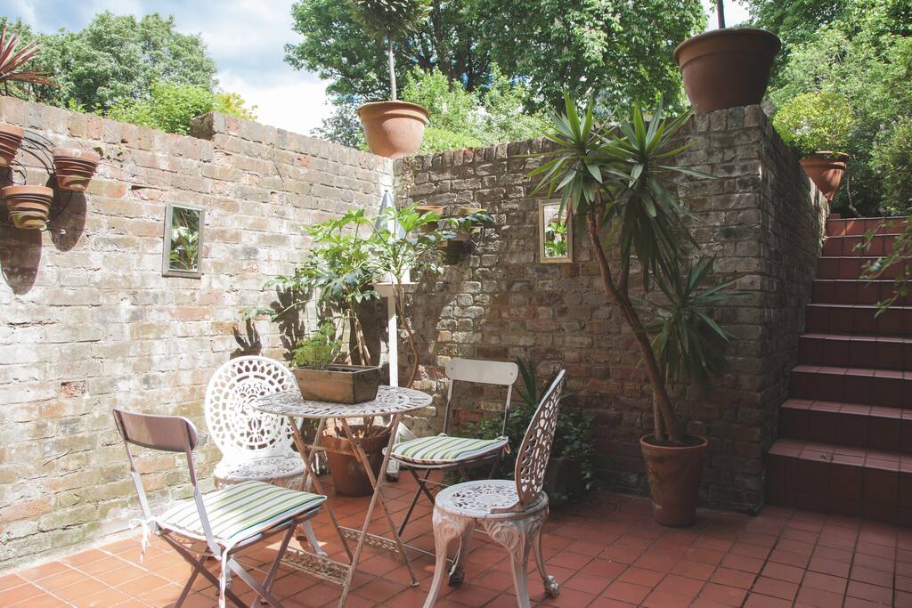 A peaceful spot for a morning coffee or afternoon snooze!