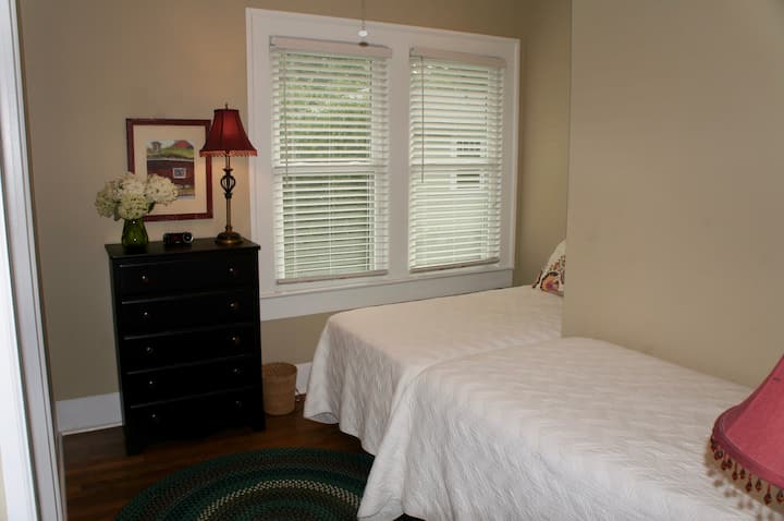 חדר שינה מס '3 עם 2 מיטות יחיד