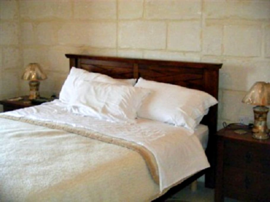 Imgarr Farmhouse 3 Bedroom - Air-condition - Outdoor Pool - Jacuzzi - Sleep 6/8 pers