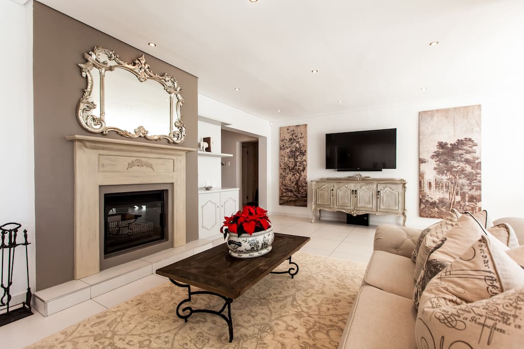 Lounge Area 65" 3D FHD Flat Screen Satellite TV Surround Sound Blu Ray Player Open Plan to Dining Area Bar Area Kitchen and Sun Room