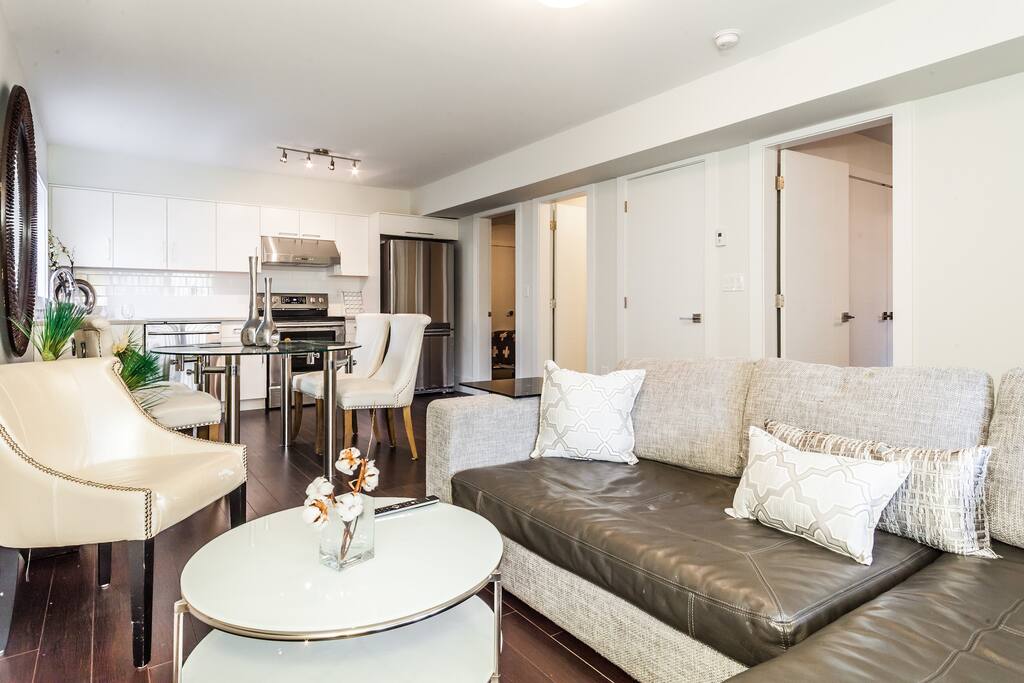 Modern Beach House Basement Suite Departamentos en Modern Beach House Basement Suite Departamentos en