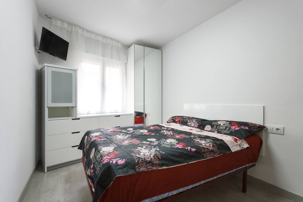 Bedroom for rent