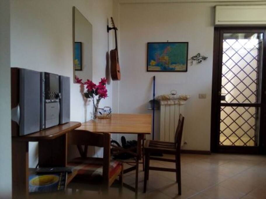 Kitchen (other side)
