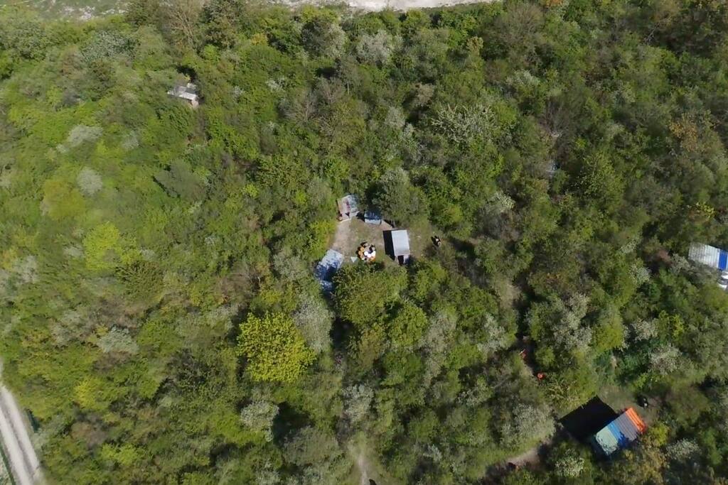 Un terrain totalement cloturé