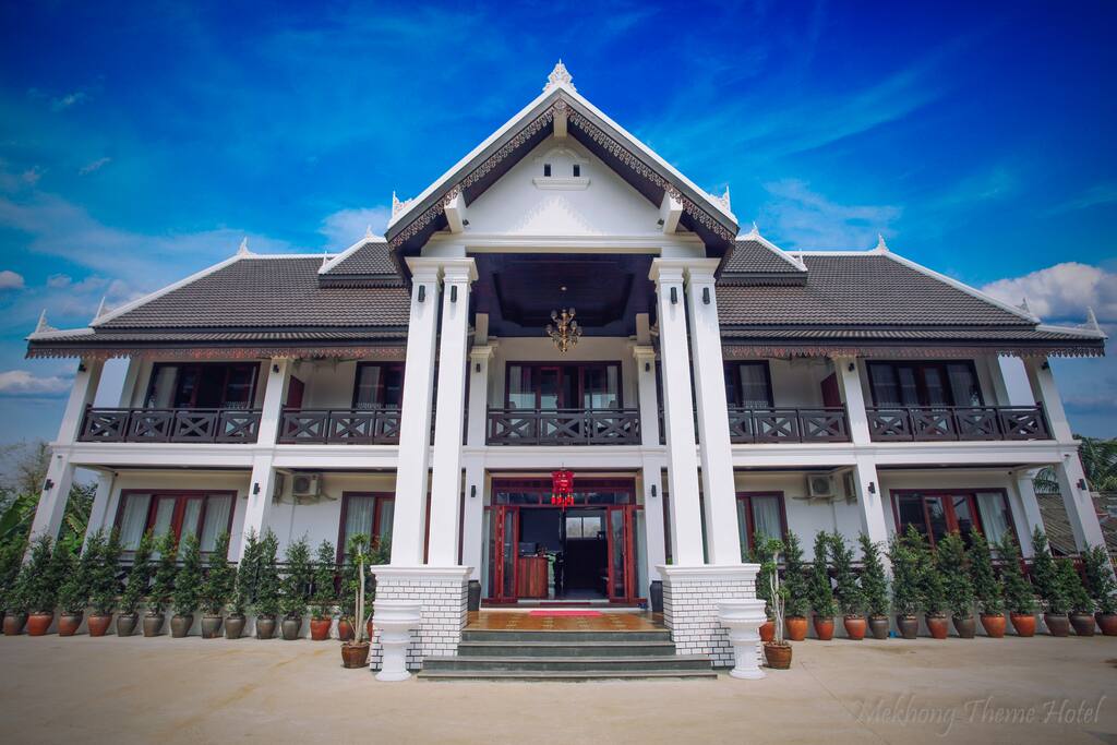 酒店院景立面
