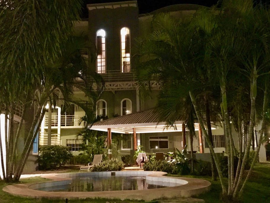 Common Pool by night