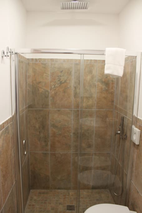 bagno primo piano