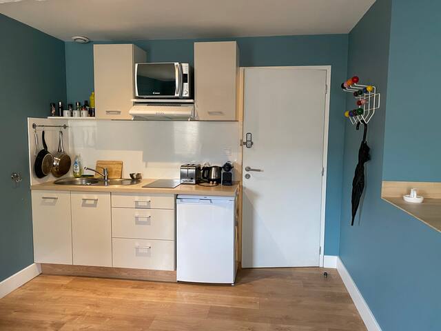 Immeuble de 4 Appartements t2 gare 14 couchages gallery image 4