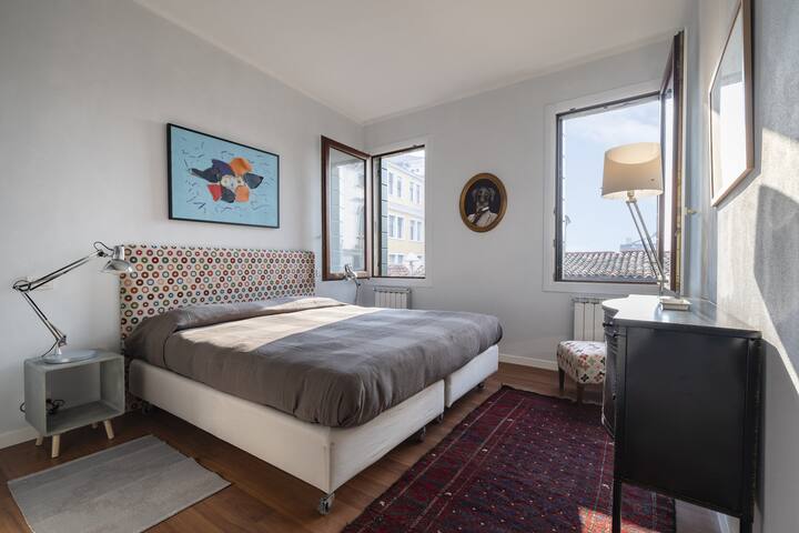 Two Bedrooms Ca’ Sveva Venice Apartment gallery image 5