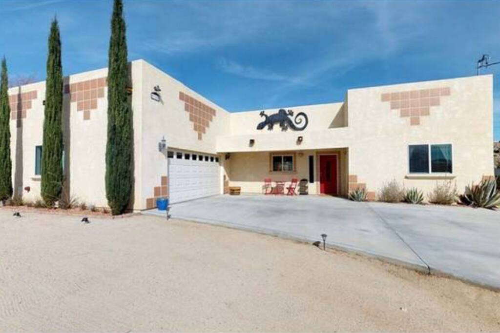 Home with 2 car garage and 2 additional car parking