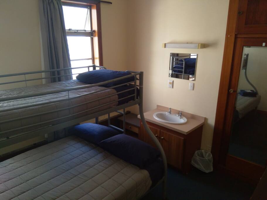 Room 10