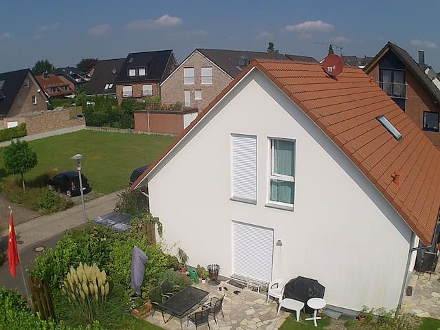 Gastezimmer Privatzimmer In Korschenbroich Gunstig Mieten