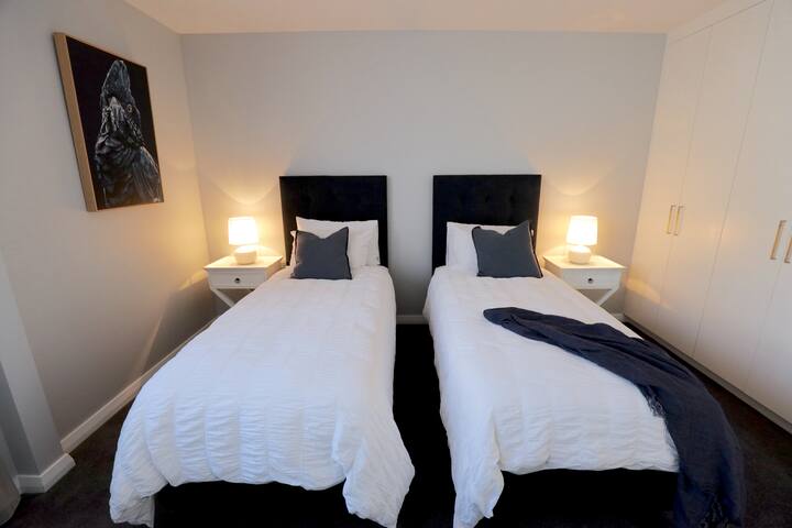 საძინებელი 4