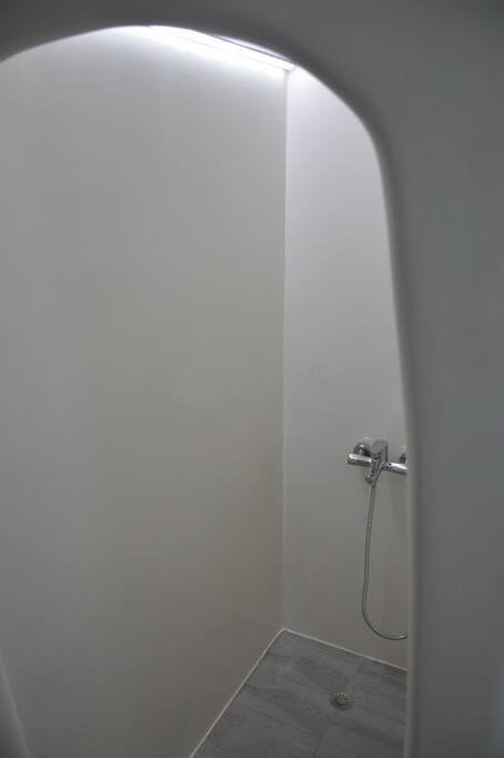 Build-in shower