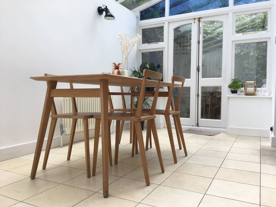 Kitchen/Dining