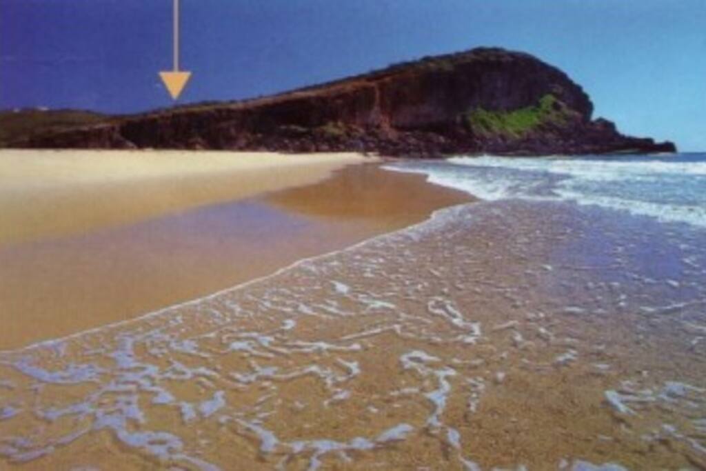 Located on Grant's Head minutes from the beach and with breathtaking views.