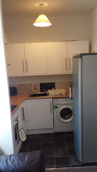 kitchen (a)
