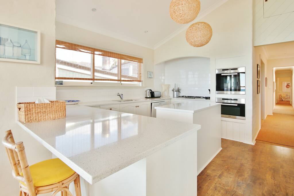 Beachfront at Hyams Beach "Elandra" Houses for Rent in Hyams Beach