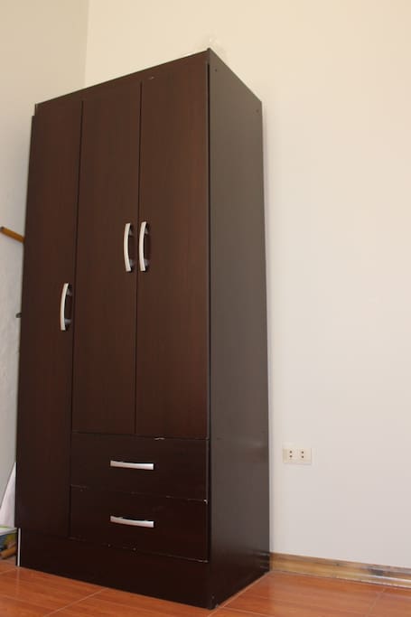 Pequeño closet / small closet
